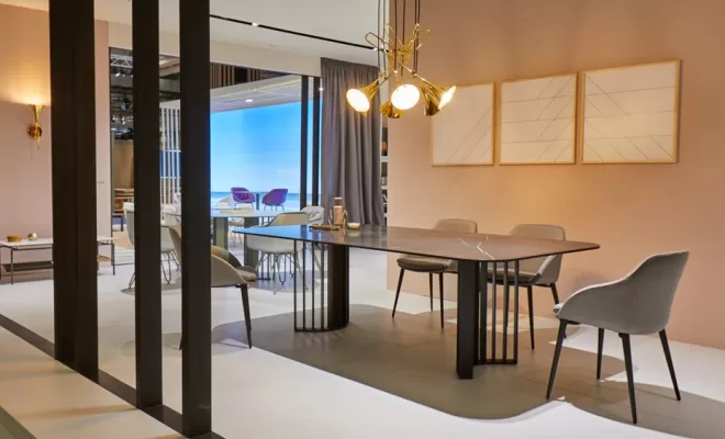 Mise en lumière de la table et chaises à Vierzon, proche de Bourges, Issoudun et Châteauroux, Vierzon, Cuisines et Meubles Patrigeon