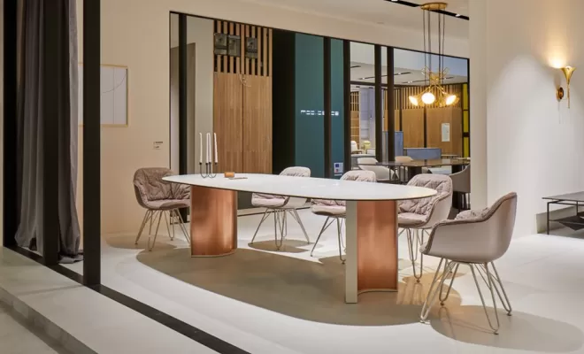 Mise en lumière de la table et chaises à Vierzon, proche de Bourges, Issoudun et Châteauroux, Vierzon, Cuisines et Meubles Patrigeon